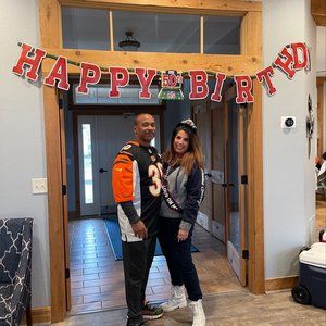 Meet your Posher, Thomas